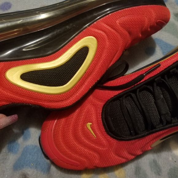 Nike AirMax 720 - Picture 3 of 5